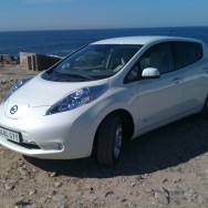 The Nissan Leaf in white The Nissan Leaf in white